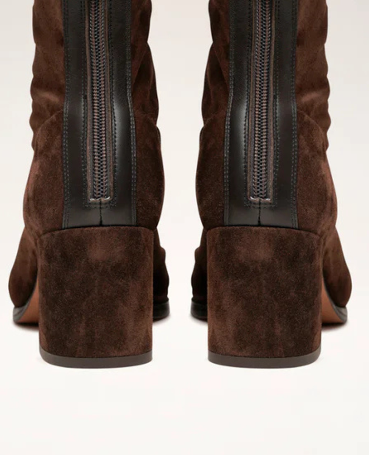 VICTORIA | SQUARE TOE HEELED BOOTS