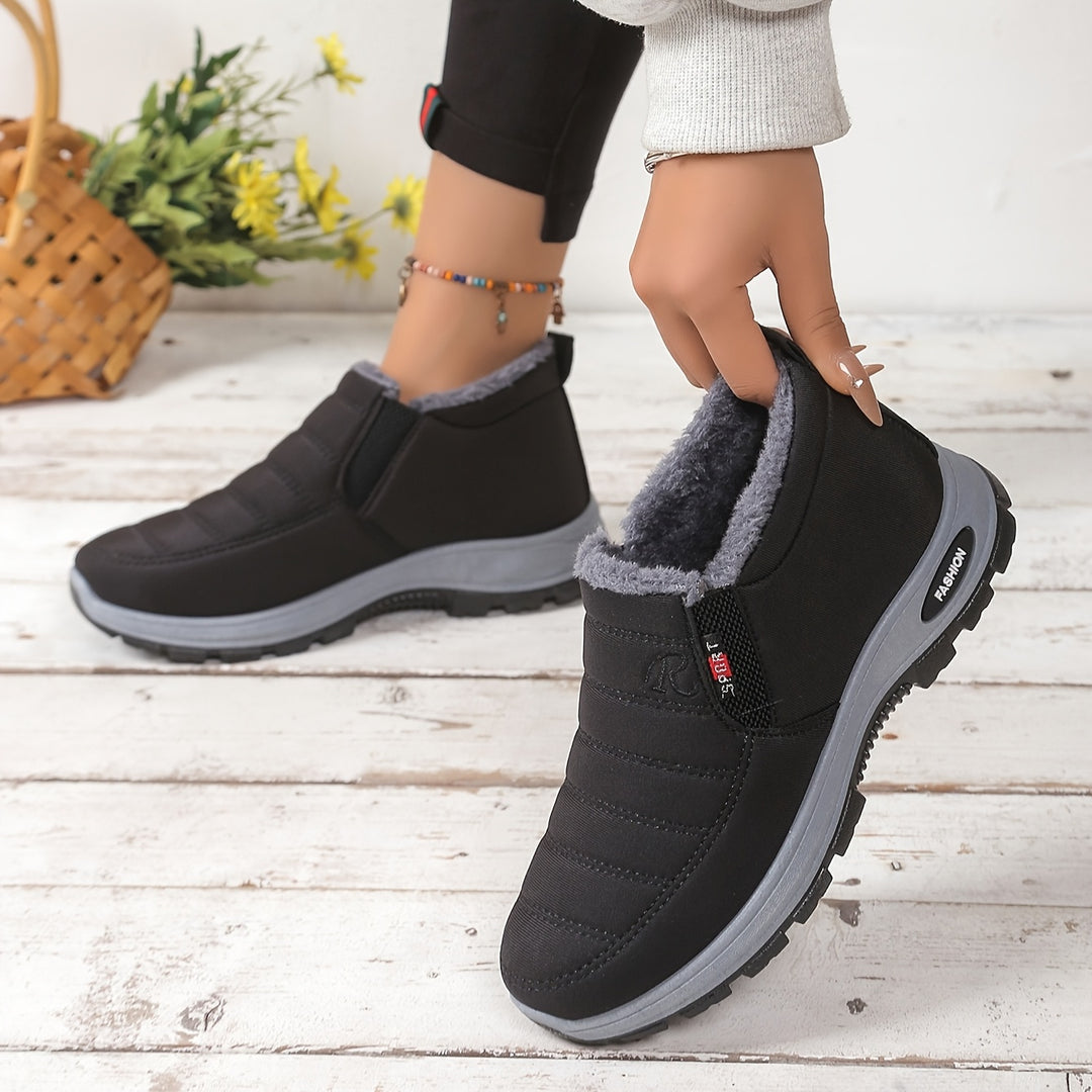 Elara – Cozy Winter Booties