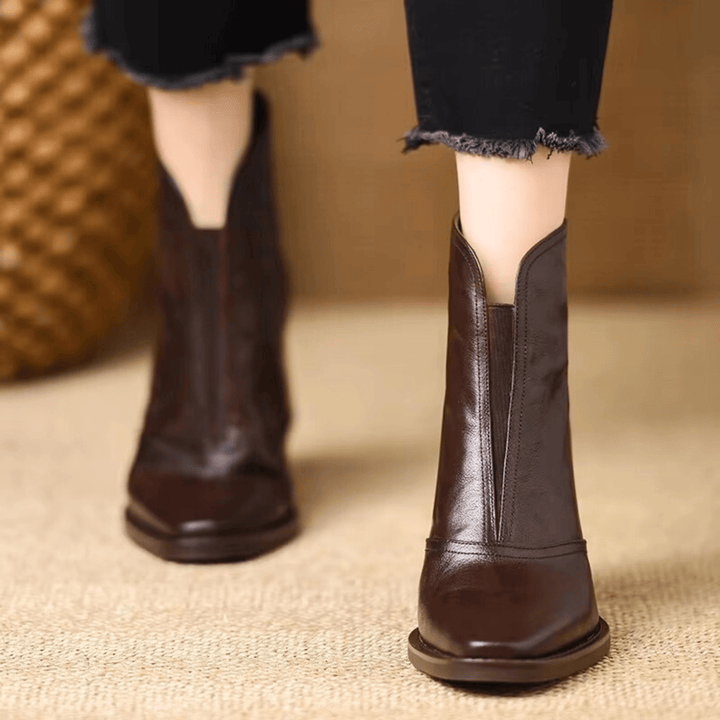 Claudia | Elegant Mid-Heel Ankle Boots